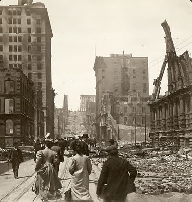 Photo:  California Street in San Francisco after the earthquake